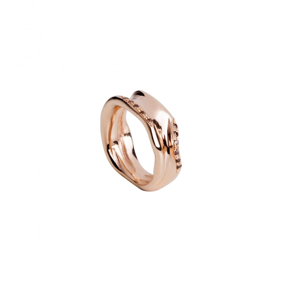 Topázio 1874 anel feminino dourado em ouro rosé polido com fileira de pequenos brilhantes e design curvo moderno